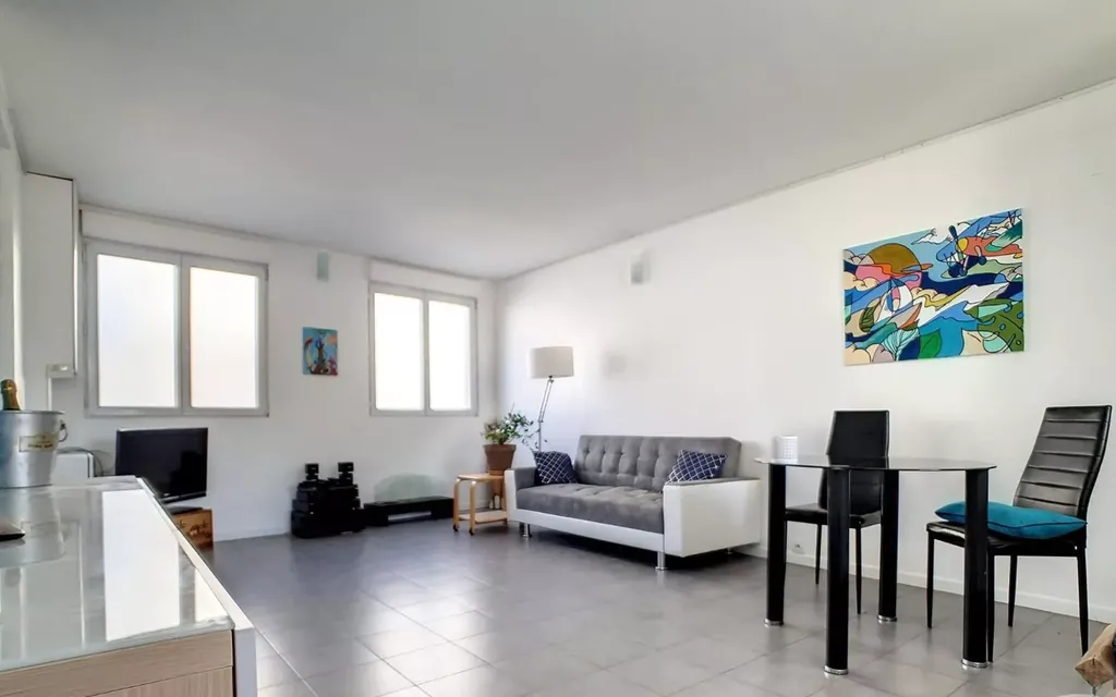 Achat maison à vendre 2 chambres 104 m² - Bagnolet