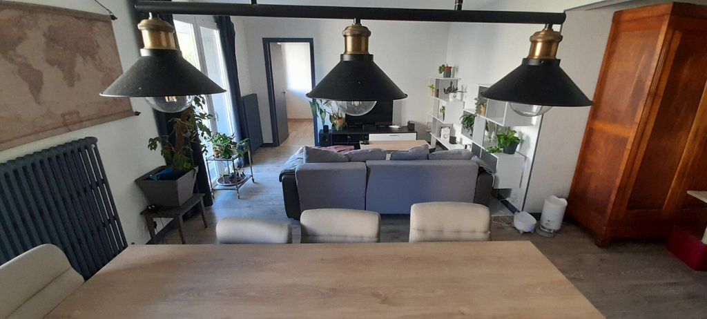 Achat appartement à vendre 3 pièces 7 484 m² - Bourg-en-Bresse