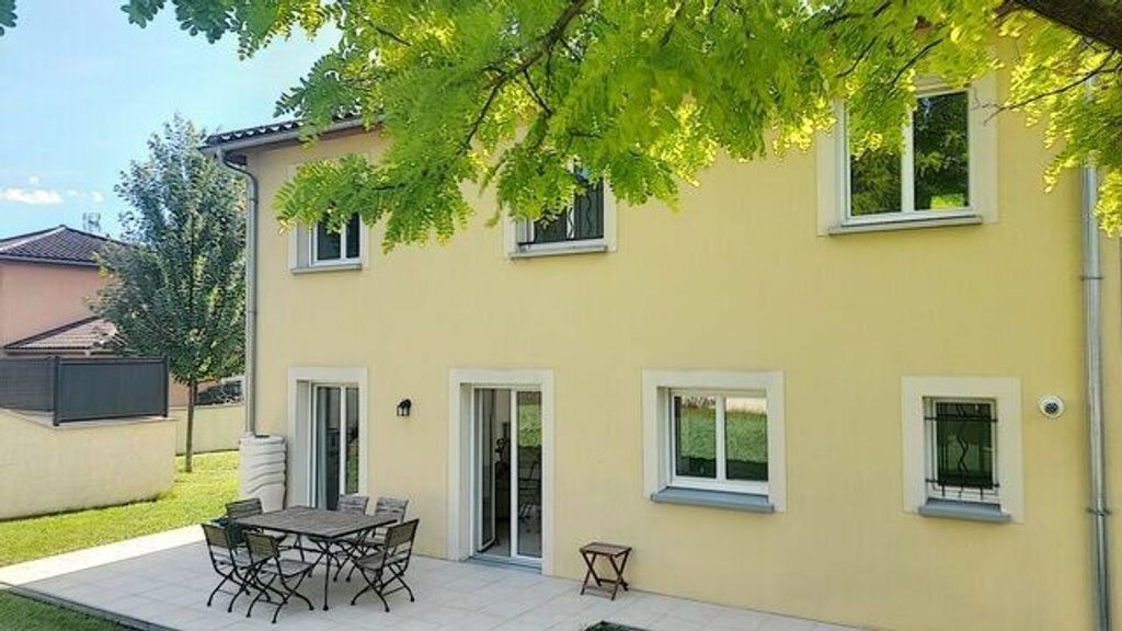 Achat maison à vendre 5 chambres 130 m² - Ceyzériat