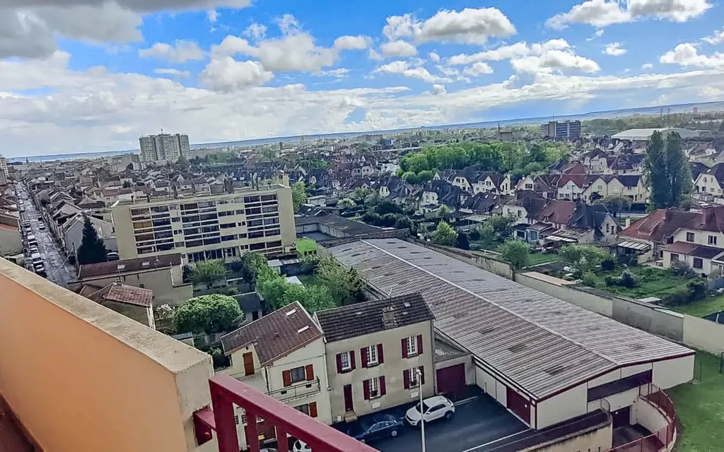 Achat appartement à vendre 3 pièces 64 m² - Reims