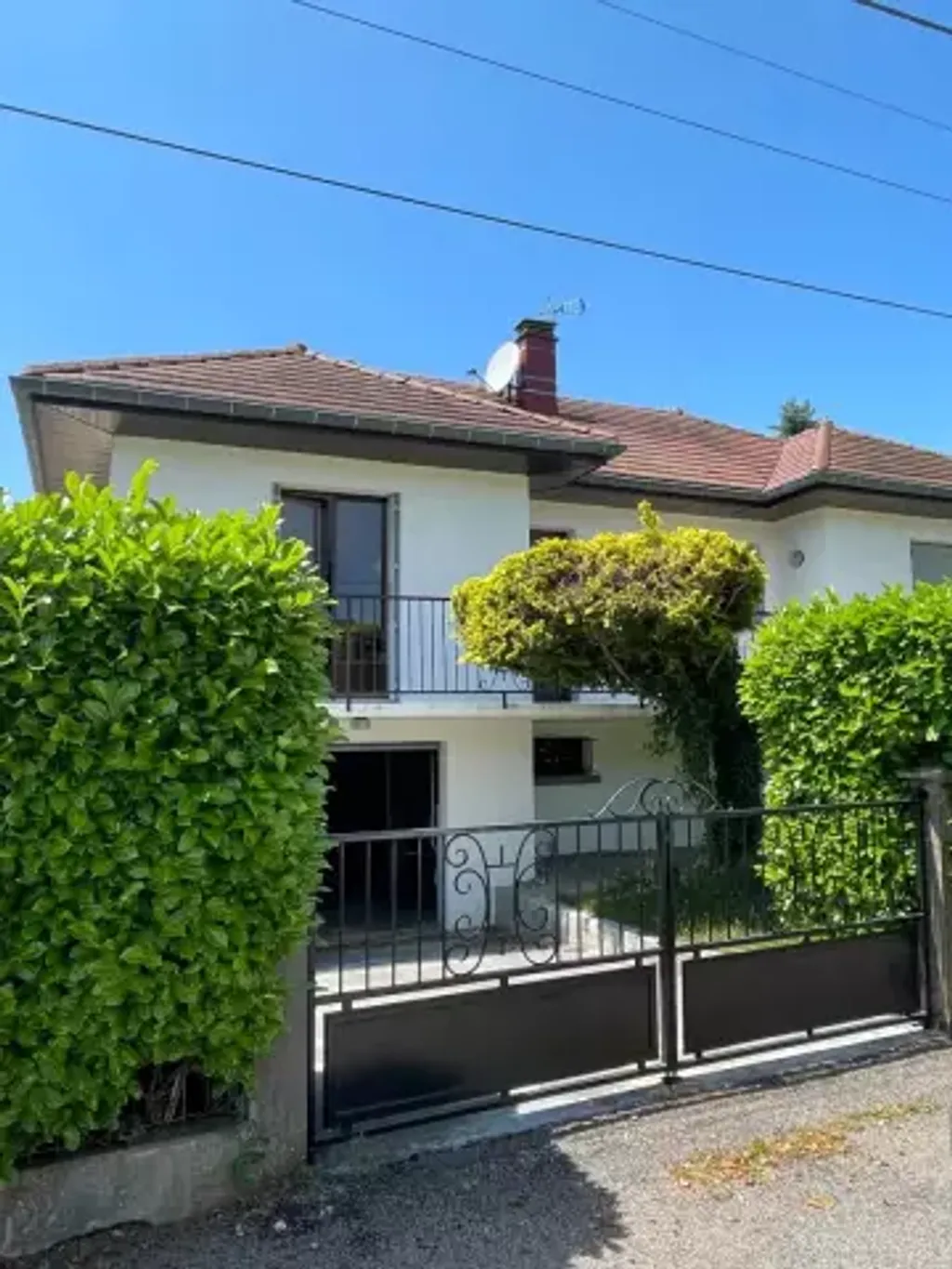 Achat maison à vendre 2 chambres 86 m² - Montferrand-le-Château