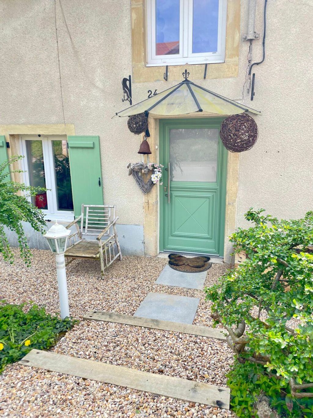 Achat maison à vendre 4 chambres 180 m² - Saint-Hubert