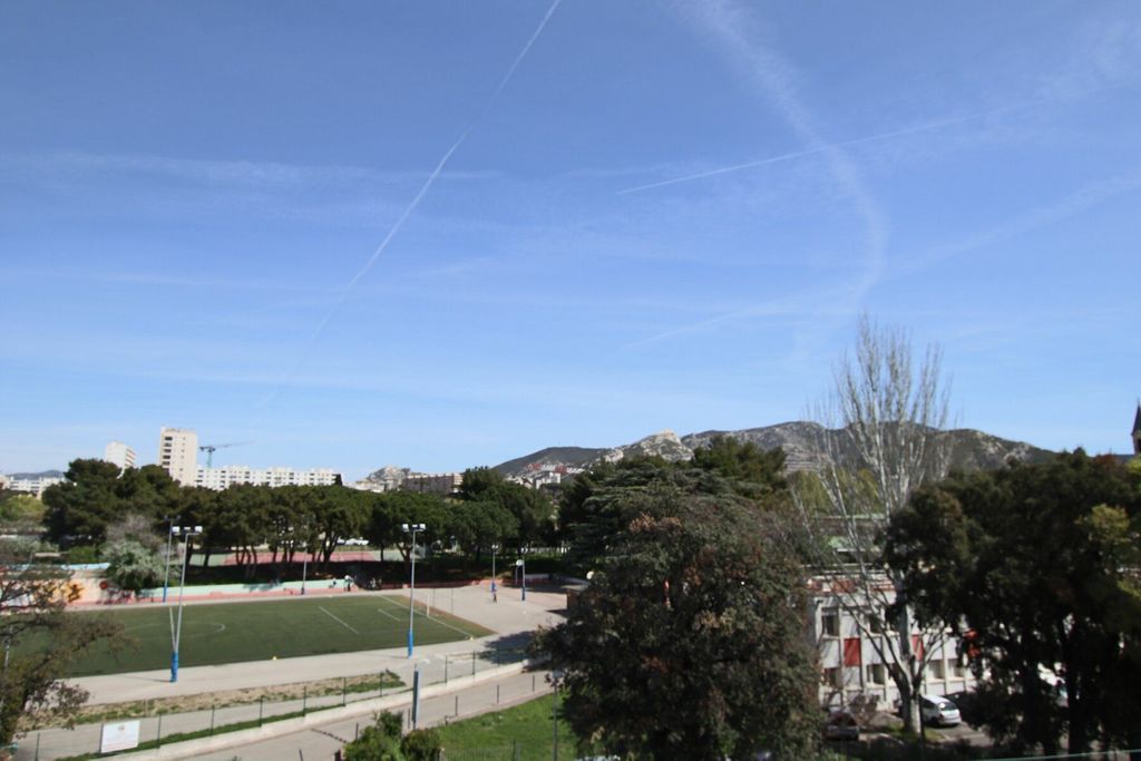 Achat appartement à vendre 3 pièces 74 m² - Marseille 9ème arrondissement