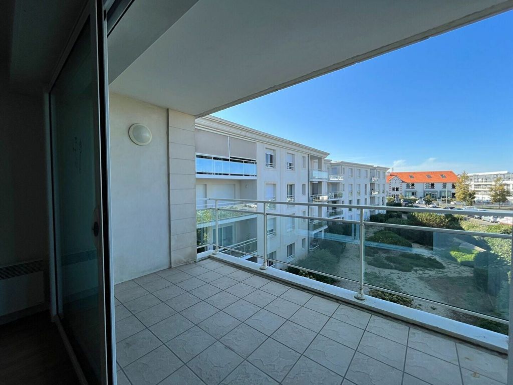Achat appartement à vendre 2 pièces 67 m² - La Rochelle