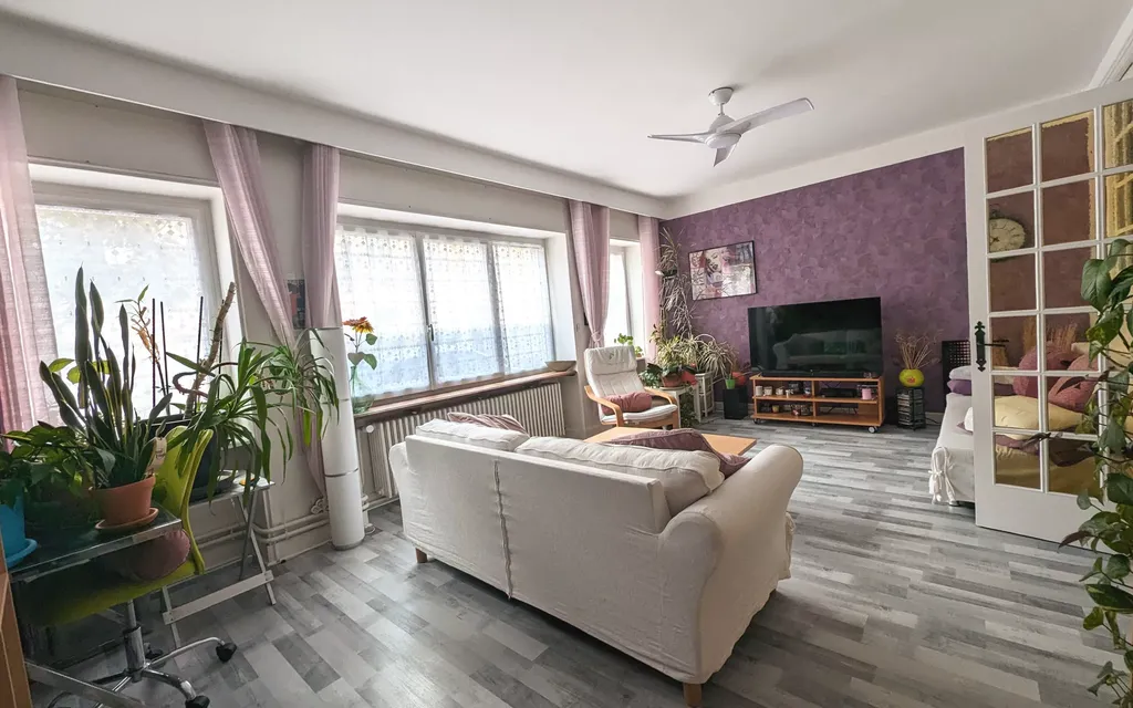 Achat appartement à vendre 3 pièces 107 m² - Saint-Laurent-sur-Saône