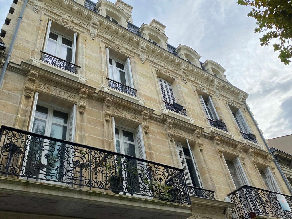 Achat appartement à vendre 2 pièces 44 m² - Bordeaux