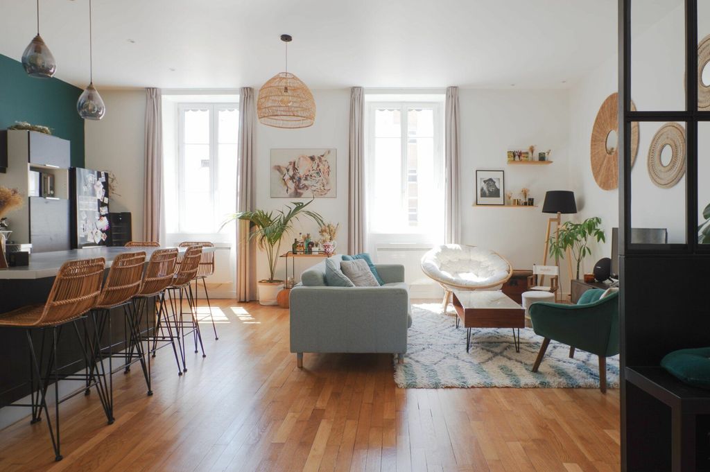 Achat appartement à vendre 3 pièces 74 m² - Lyon 6ème arrondissement
