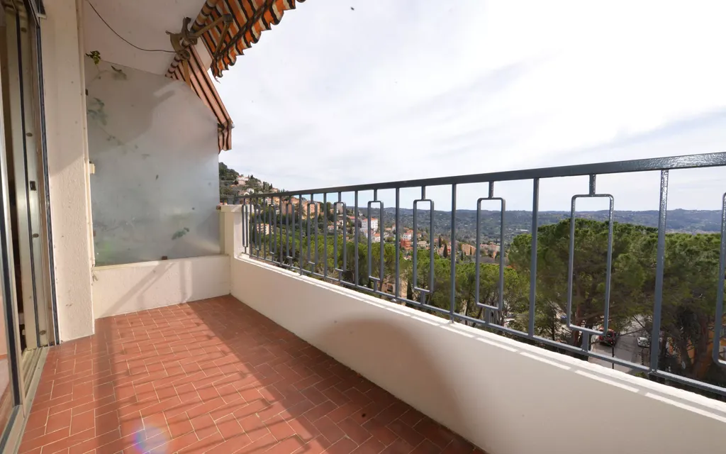 Achat appartement à vendre 4 pièces 79 m² - Grasse