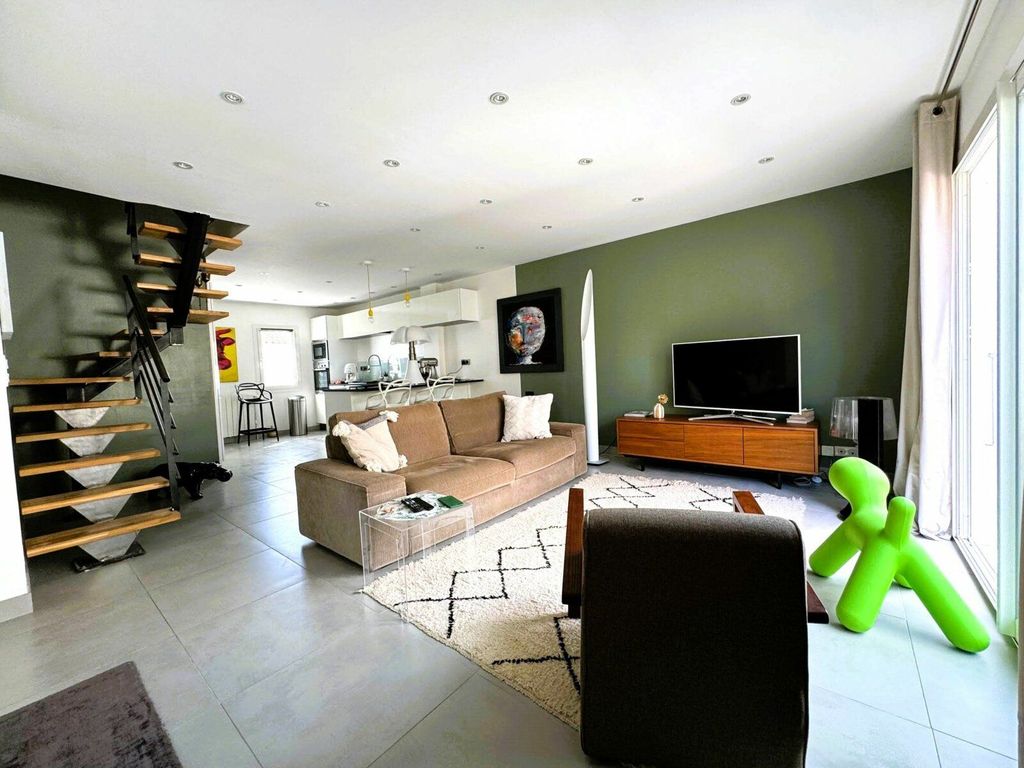 Achat maison à vendre 4 chambres 103 m² - Nieul-sur-Mer