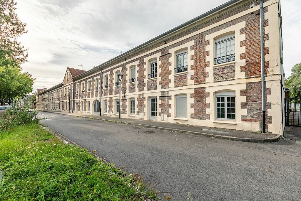 Achat appartement à vendre 5 pièces 160 m² - La Fère