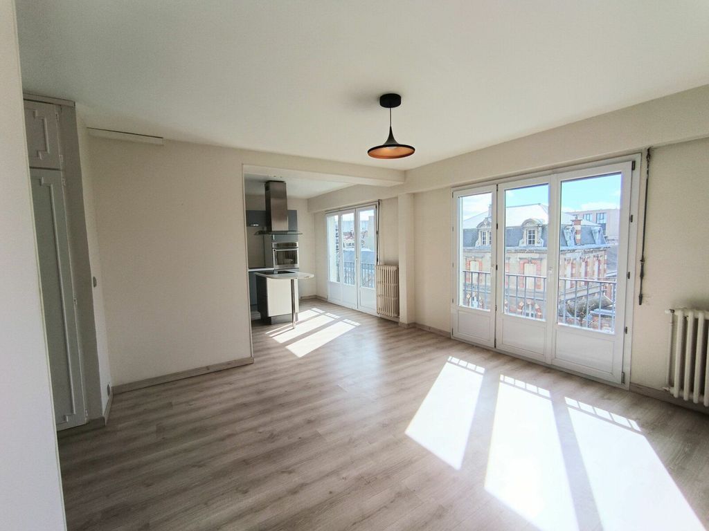 Achat appartement à vendre 2 pièces 68 m² - Reims