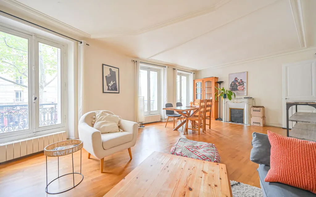 Achat appartement à vendre 4 pièces 114 m² - Paris 10ème arrondissement