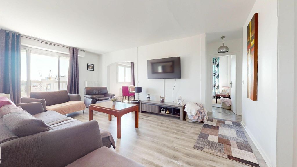 Achat appartement à vendre 5 pièces 88 m² - Lyon 7ème arrondissement