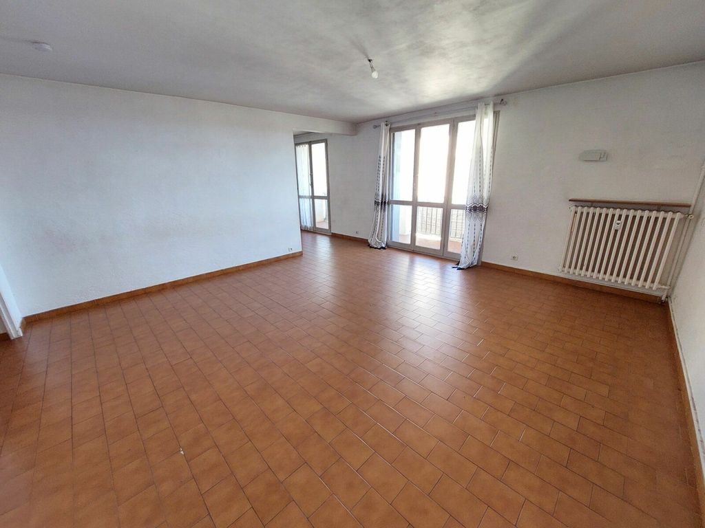 Achat appartement à vendre 5 pièces 99 m² - Manosque