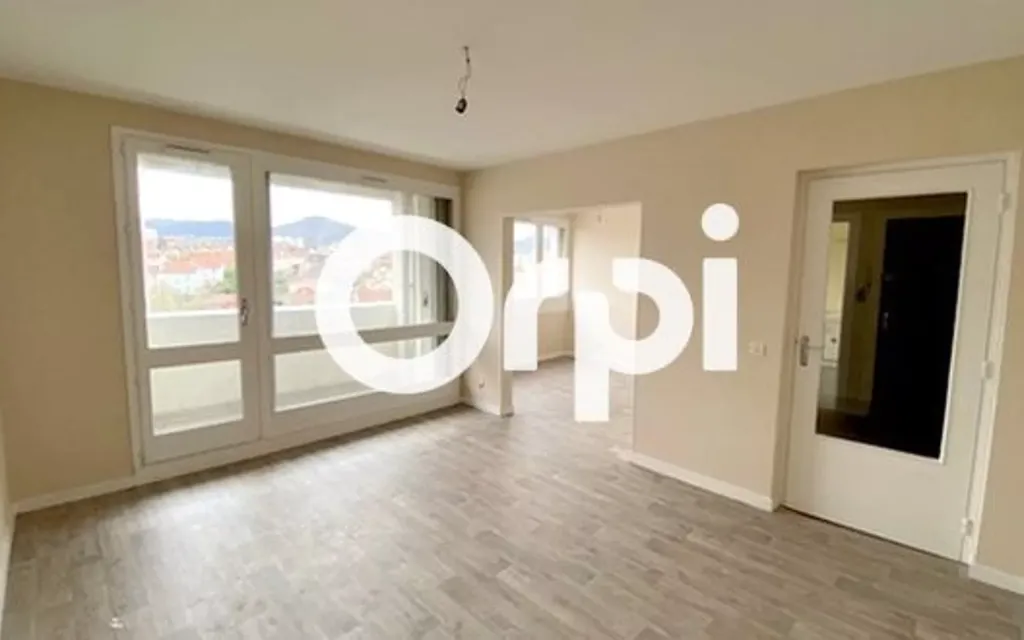 Achat appartement à vendre 3 pièces 75 m² - Clermont-Ferrand