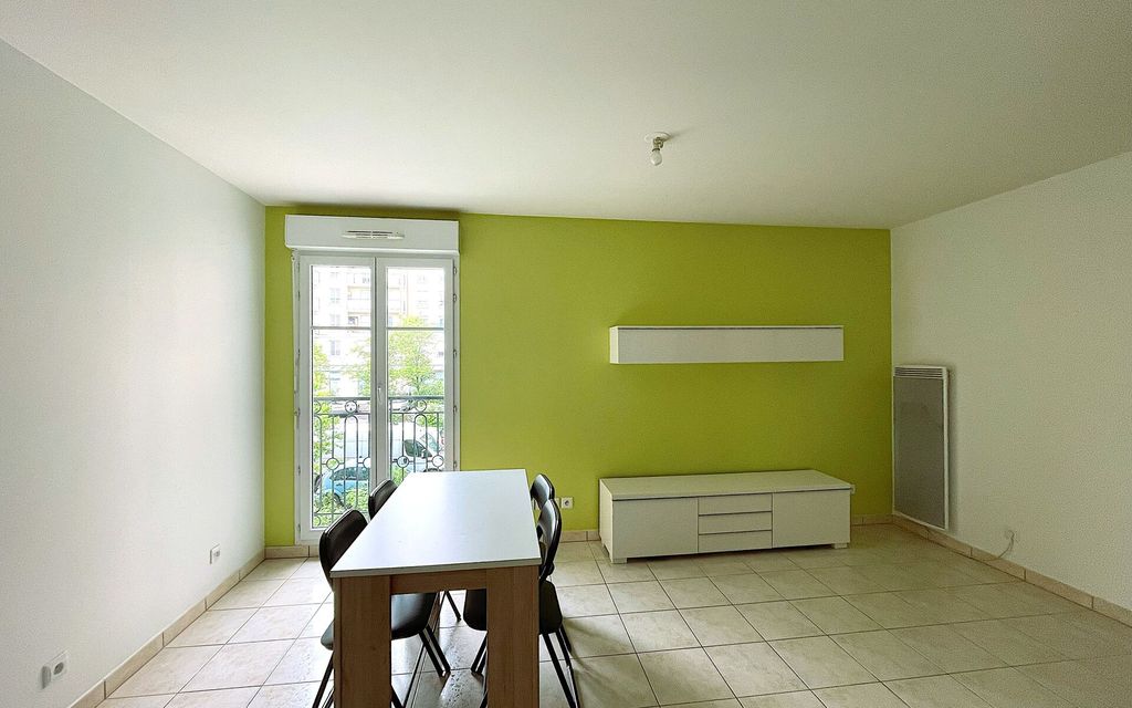 Achat appartement à vendre 2 pièces 37 m² - Bussy-Saint-Georges