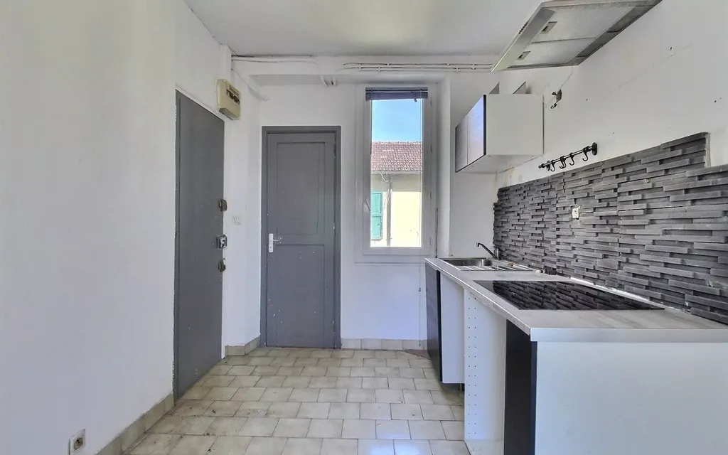 Achat appartement à vendre 3 pièces 36 m² - Marseille 10ème arrondissement