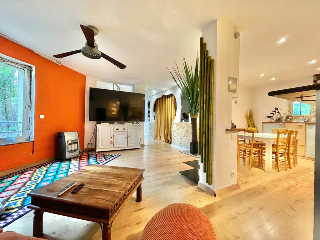 Achat appartement à vendre 4 pièces 127 m² - Grasse