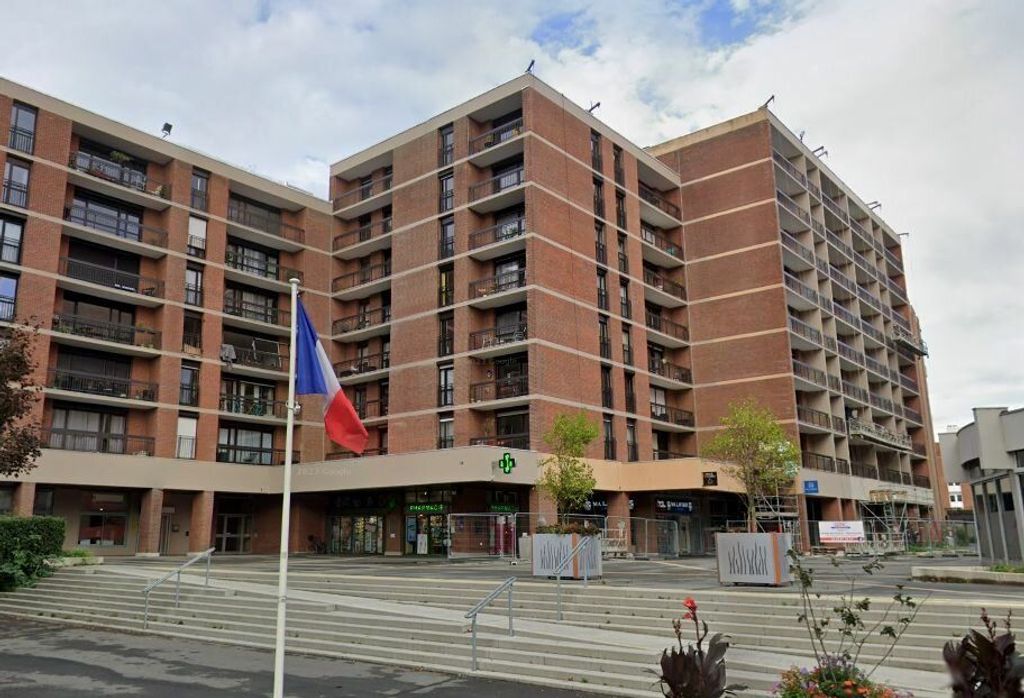 Achat appartement à vendre 2 pièces 53 m² - La Madeleine
