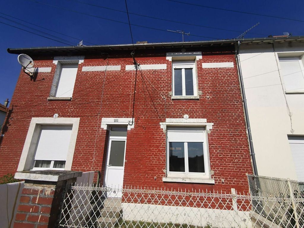 Achat maison à vendre 3 chambres 73 m² - Chauny