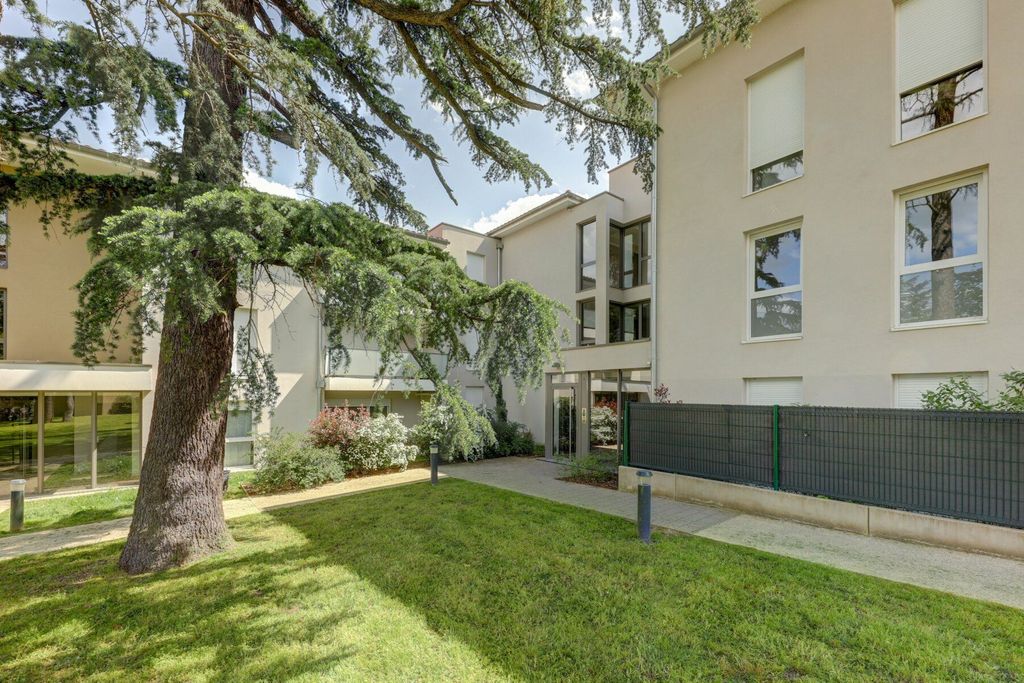 Achat appartement à vendre 3 pièces 64 m² - Grézieu-la-Varenne
