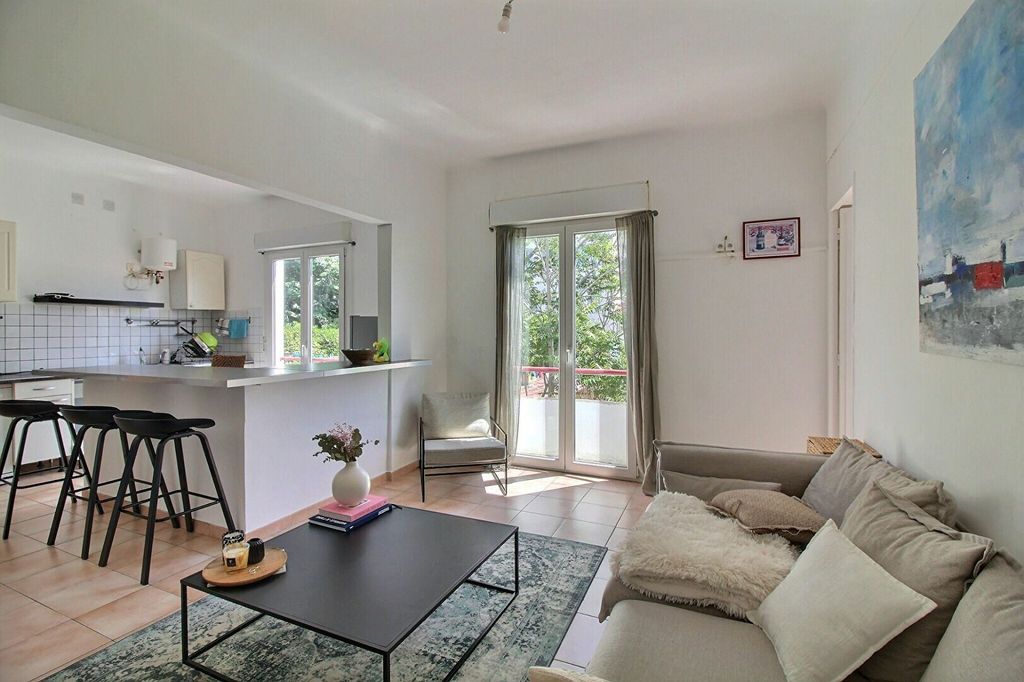 Achat appartement à vendre 2 pièces 57 m² - Marseille 7ème arrondissement