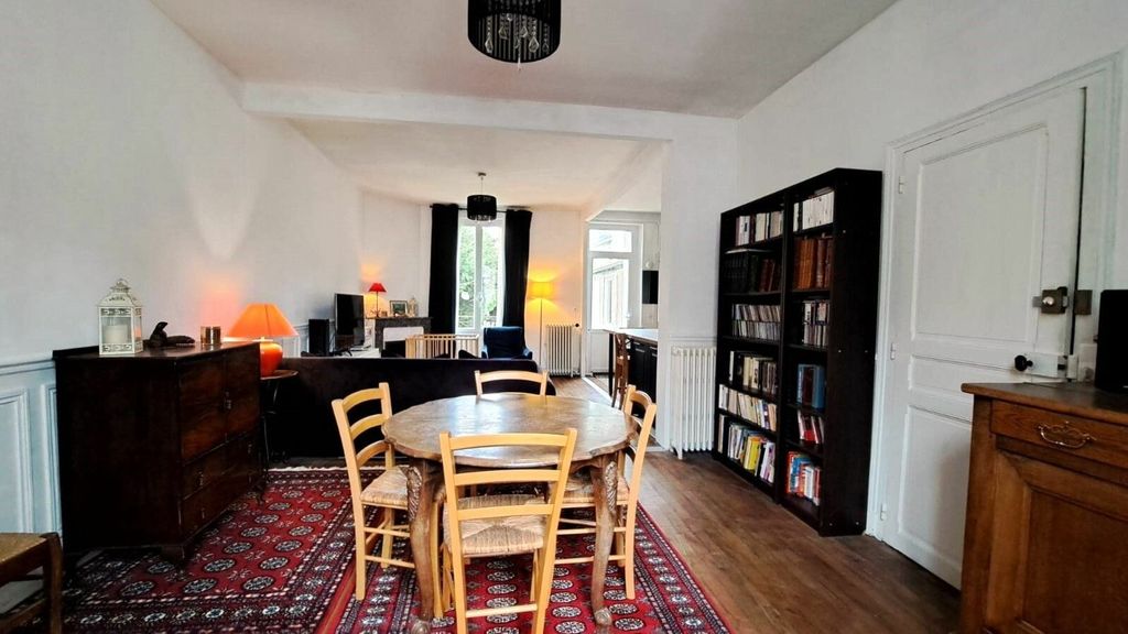 Achat maison à vendre 4 chambres 157 m² - Orléans