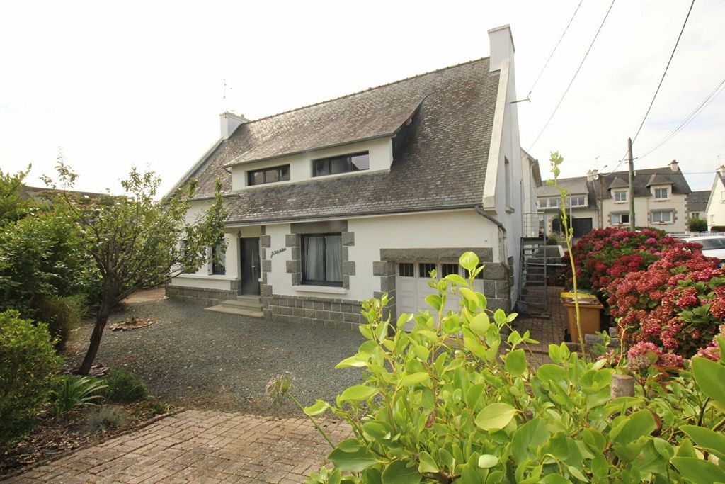 Achat maison à vendre 5 chambres 137 m² - Saint-Brieuc