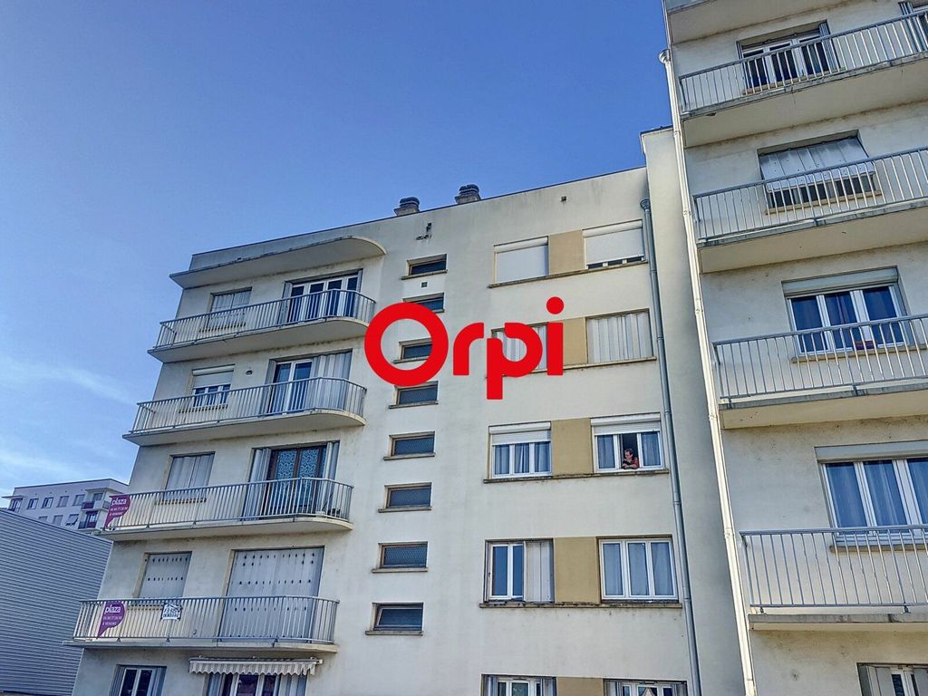 Achat appartement à vendre 5 pièces 69 m² - Montluçon