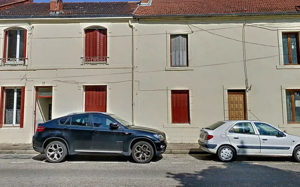 Achat maison à vendre 5 chambres 224 m² - Montluçon