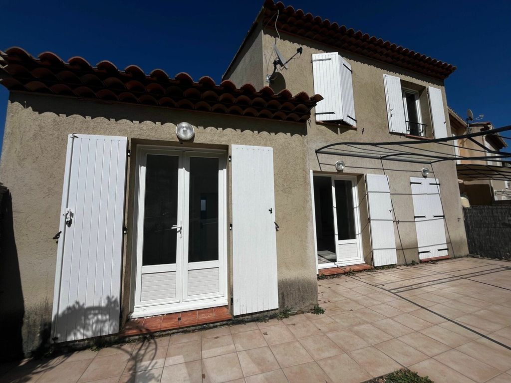 Achat maison à vendre 3 chambres 99 m² - Allemagne-en-Provence