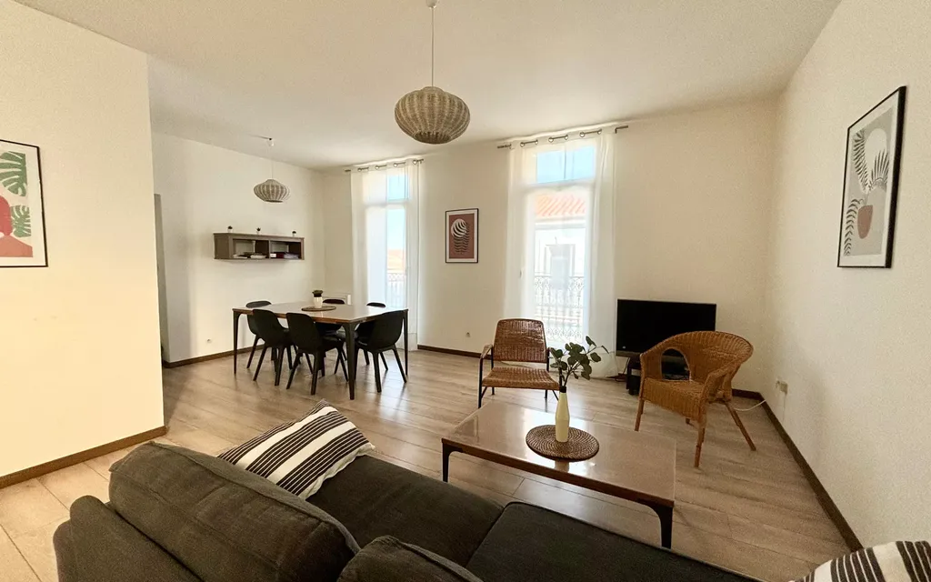 Achat appartement à vendre 4 pièces 83 m² - Sète