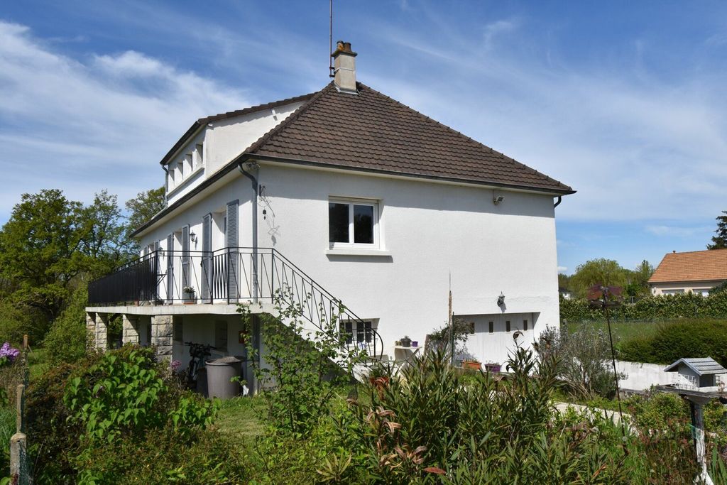 Achat maison à vendre 4 chambres 130 m² - Cosne-Cours-sur-Loire