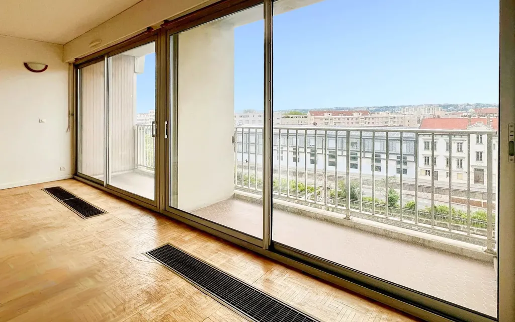 Achat appartement à vendre 4 pièces 95 m² - Lyon 8ème arrondissement