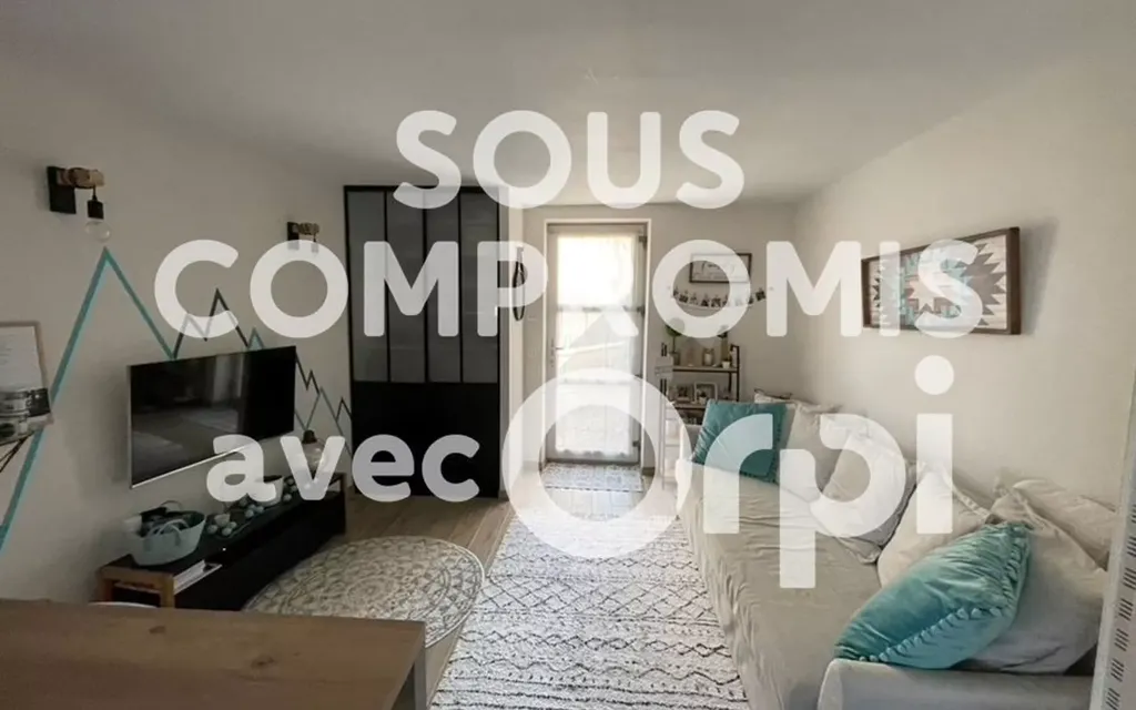 Achat maison à vendre 2 chambres 72 m² - Fleurieu-sur-Saône