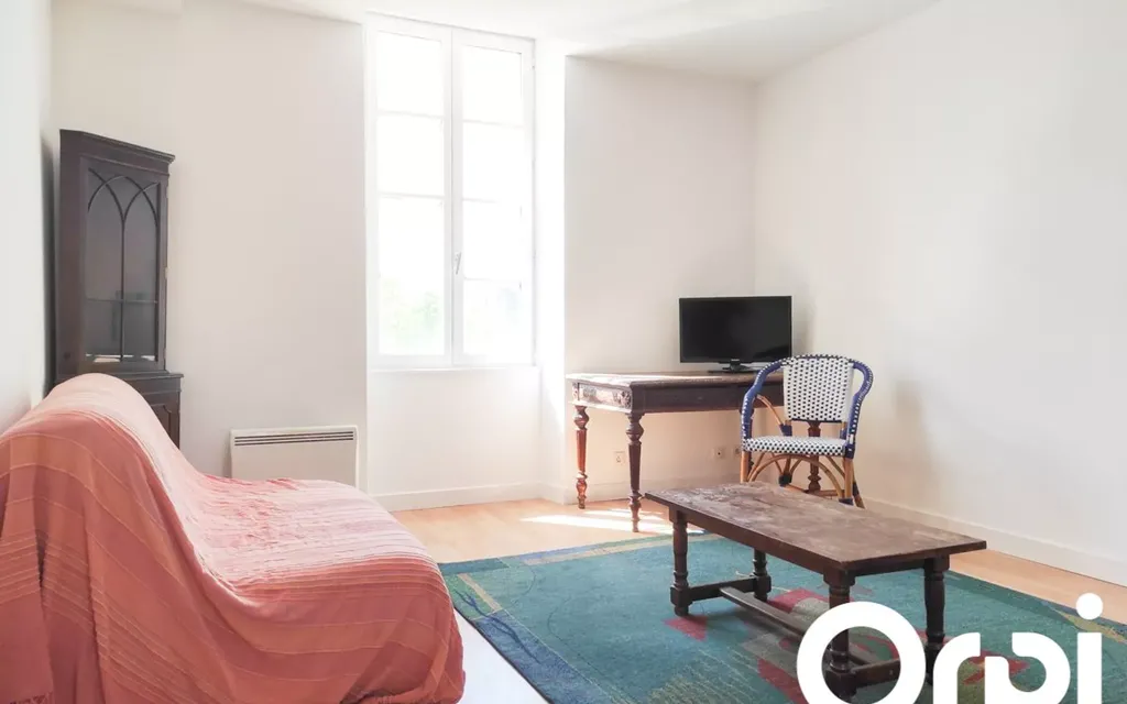 Achat appartement à vendre 2 pièces 49 m² - Rochefort