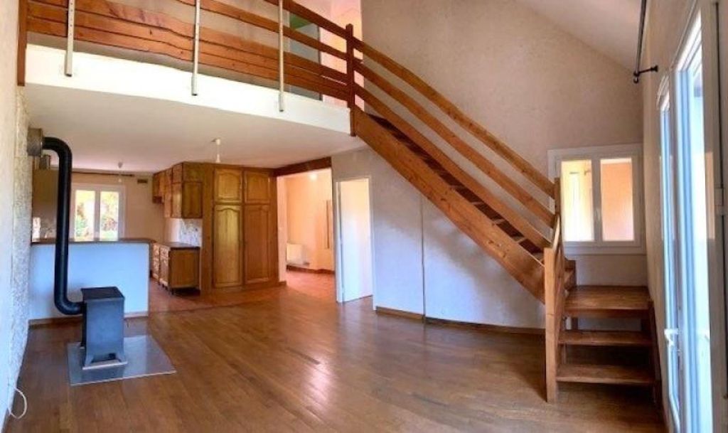 Achat maison à vendre 4 chambres 102 m² - Saint-Germain-du-Puy