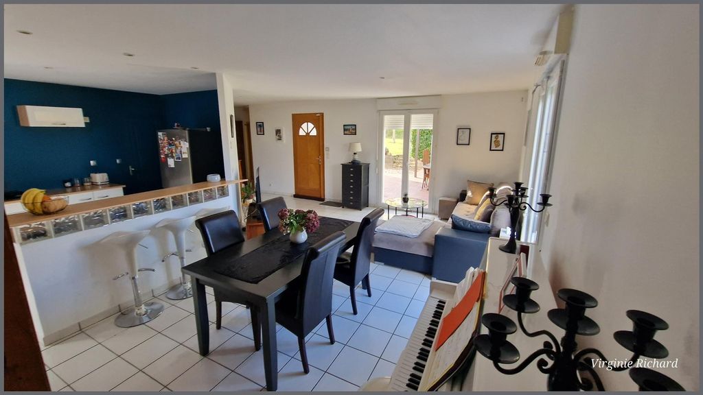 Achat maison à vendre 3 chambres 90 m² - Teilhède