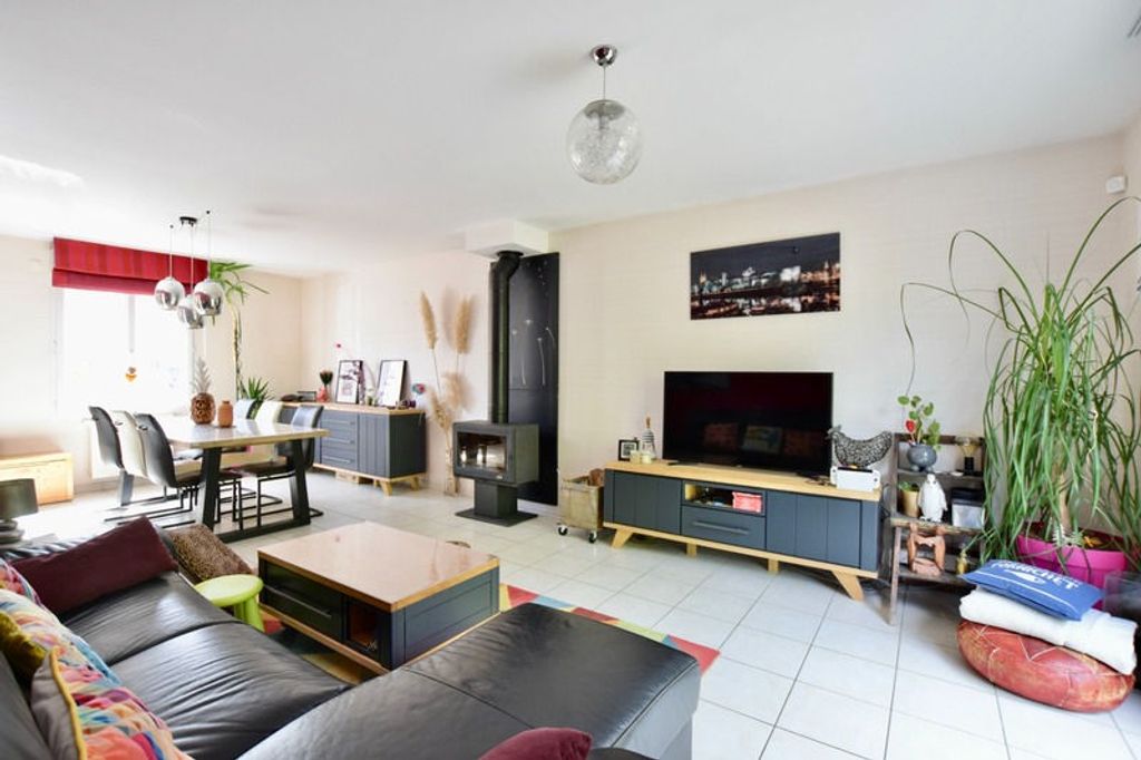 Achat maison à vendre 4 chambres 100 m² - Avrillé