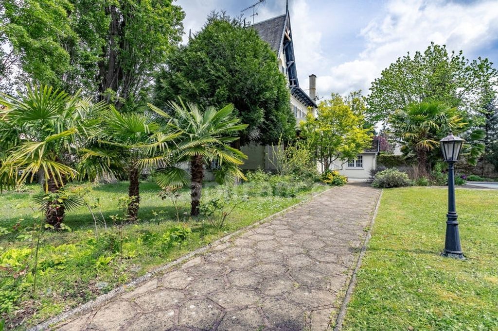 Achat maison à vendre 6 chambres 240 m² - Soissons