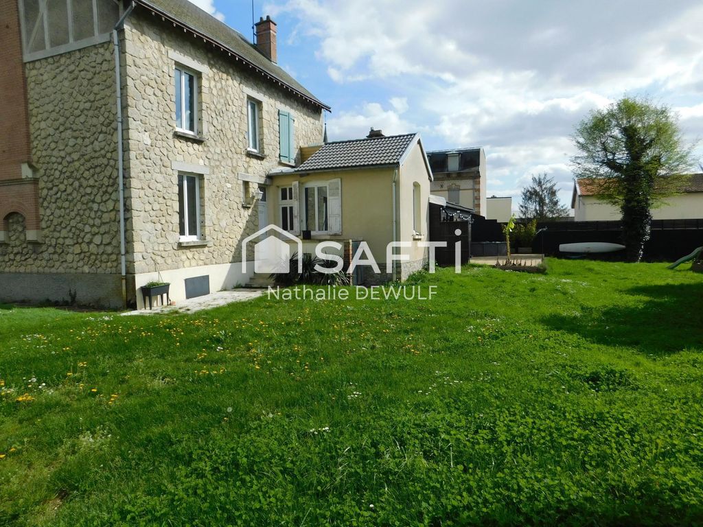 Achat maison à vendre 3 chambres 186 m² - Pontavert