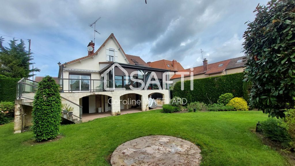 Achat maison à vendre 3 chambres 145 m² - Soissons