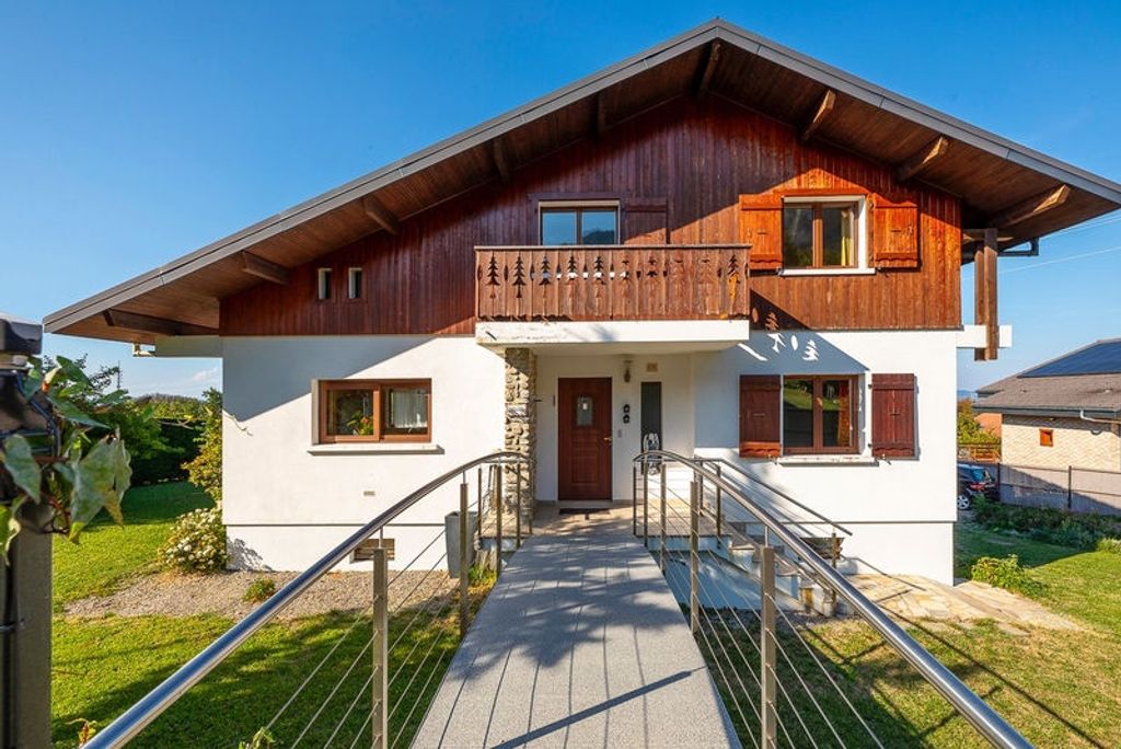 Achat maison à vendre 5 chambres 200 m² - Évian-les-Bains