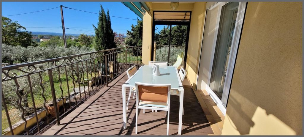 Achat appartement à vendre 6 pièces 149 m² - Manosque