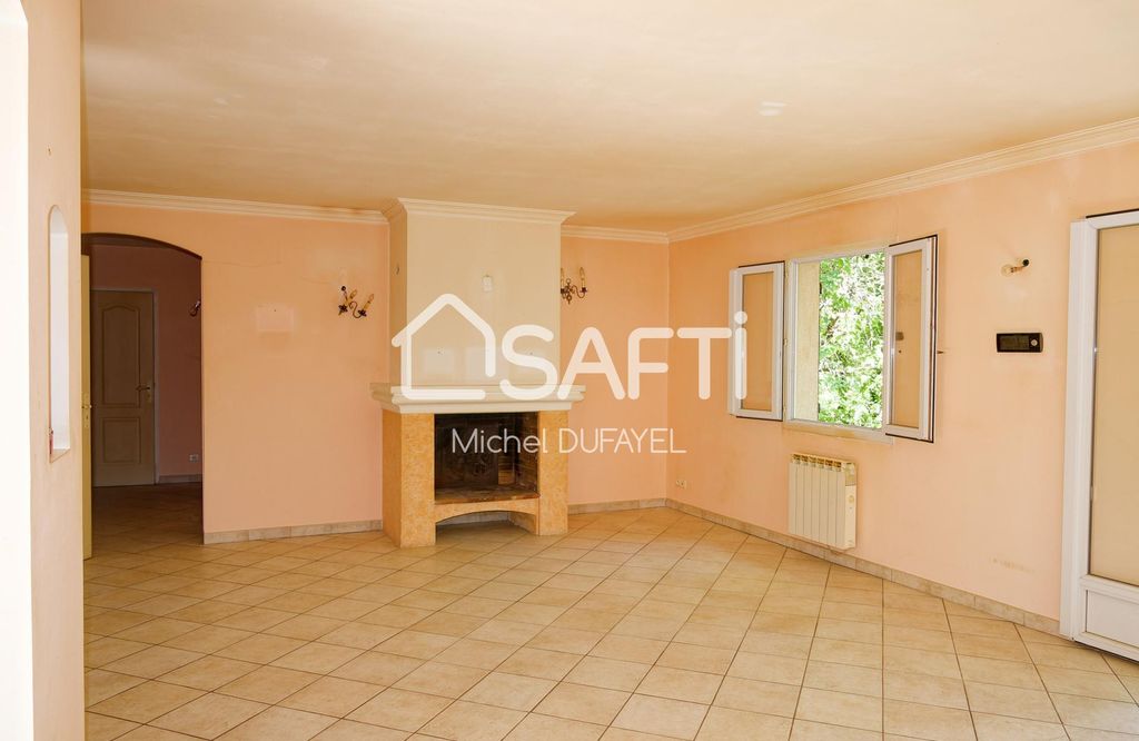 Achat maison à vendre 4 chambres 110 m² - Saint-Paul-en-Forêt