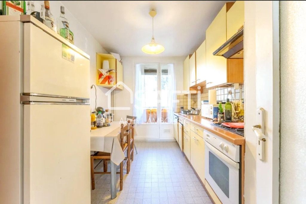 Achat appartement à vendre 4 pièces 85 m² - Aix-en-Provence