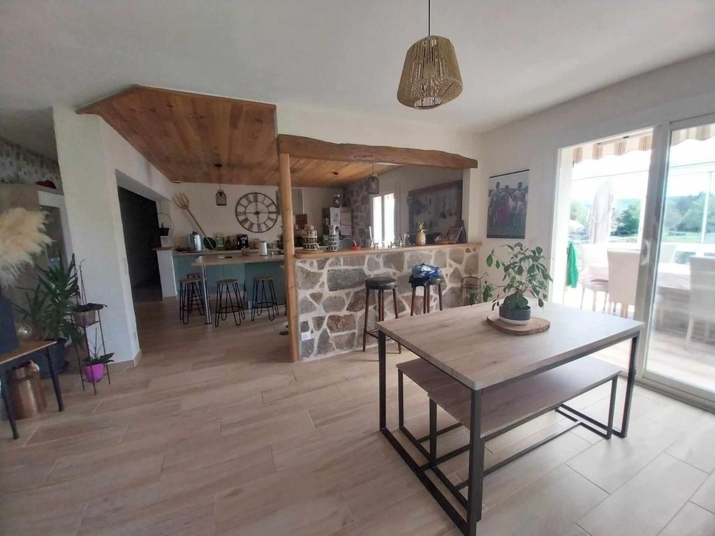 Achat maison à vendre 4 chambres 156 m² - Pont-de-Larn