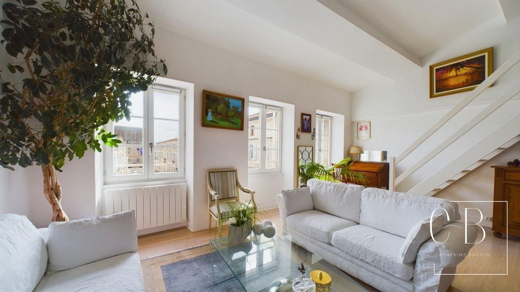 Achat appartement à vendre 3 pièces 66 m² - La Rochelle