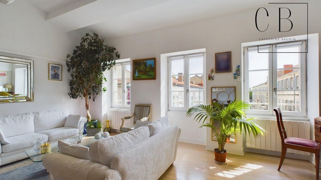 Achat appartement à vendre 3 pièces 66 m² - La Rochelle