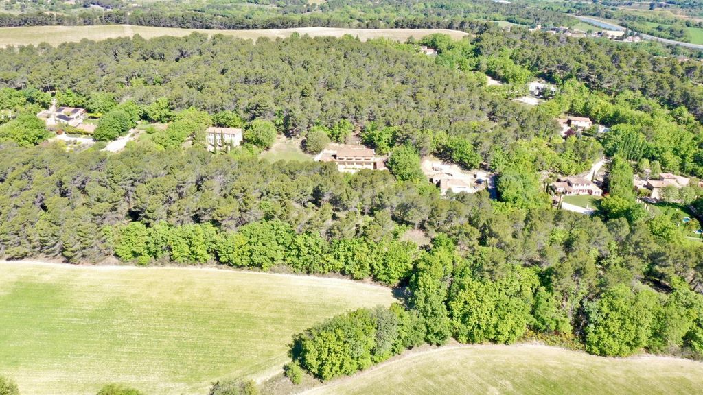 Achat maison à vendre 4 chambres 390 m² - Le Puy-Sainte-Réparade